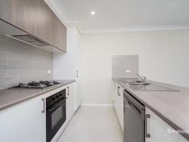 Deal! 1/46 Spearmount Drive, Armidale, NSW 2350