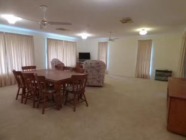 Unique 14 Marsden Court, Roma, QLD 4455