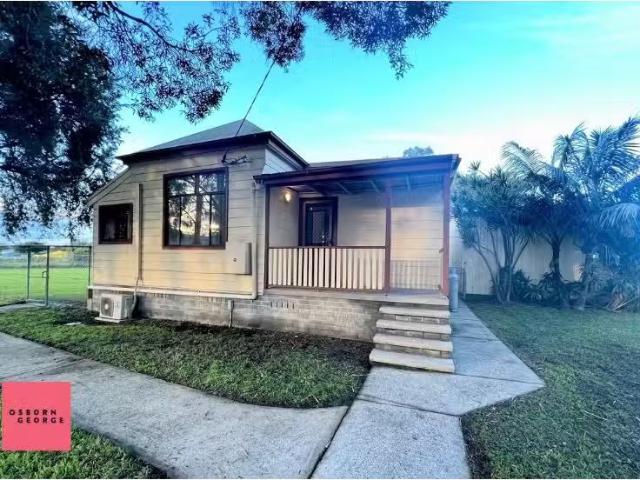 For Rent! 14 Old Maitland Road, Hexham House for rent Listed.