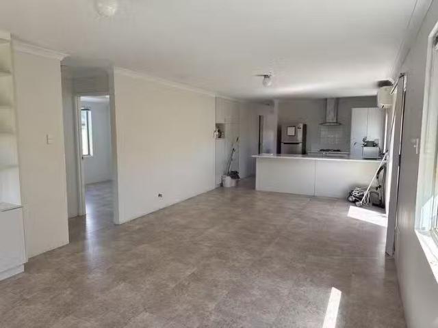 Rental! 14 Avignon Vista, Yalyalup, WA 6280
