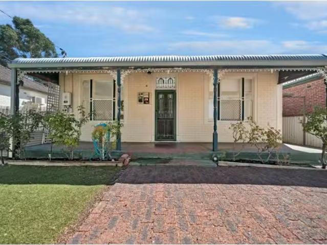Rental! 14 Grosvenor Road, Mount Lawley House for rent Listed.