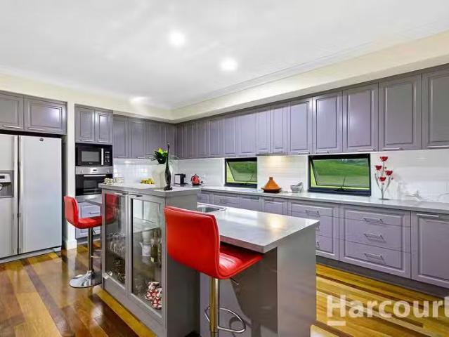 Deal! 14 Joycelyn Terrace, RIVER HEADS, QLD 4655 House for R.
