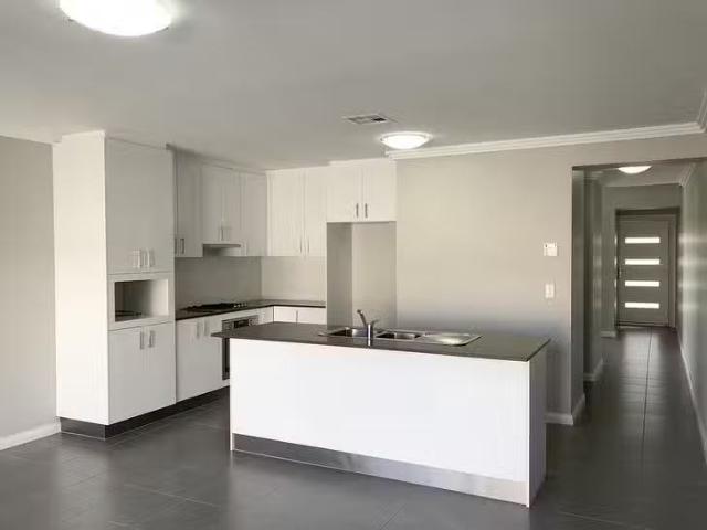 Unique 14 Potts Lane, Potts Hill, NSW 2143
