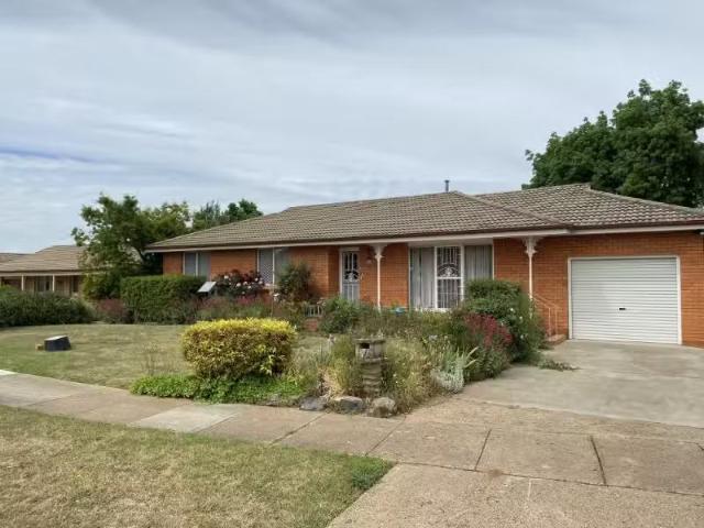 For Rent! 14 Stirling Place, BLAYNEY House for rent Listed by.