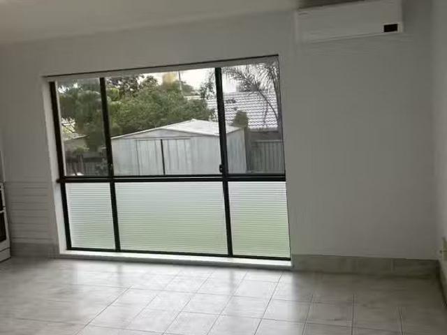 Charming 14a Carrumbella Drive, ARUNDEL, QLD 4214 Studio for.