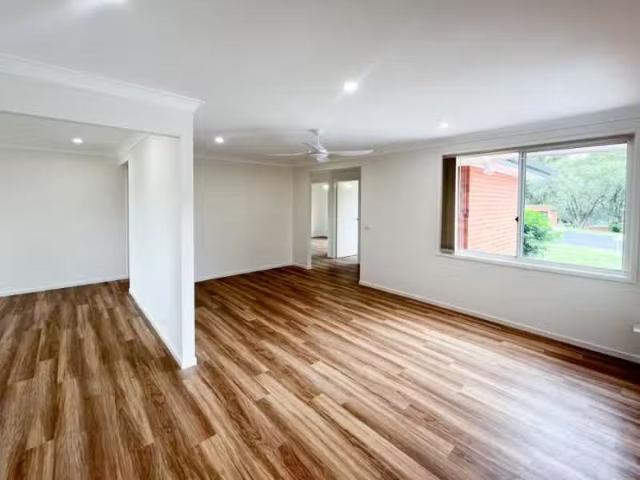 For Rent! 15 Bower Crescent, TOORMINA House for rent Listed b.