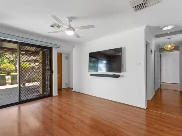 Unique 15 Elaroo Avenue, Salisbury North, SA 5108