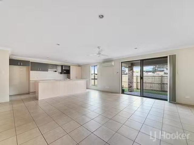 Just in! 15 Fabian Place, Bracken Ridge, QLD 4017