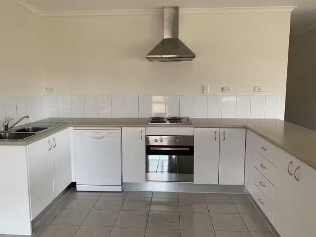 Cheap 15 Gateway Drive, NEW NORFOLK, TAS 7140 House for Rent