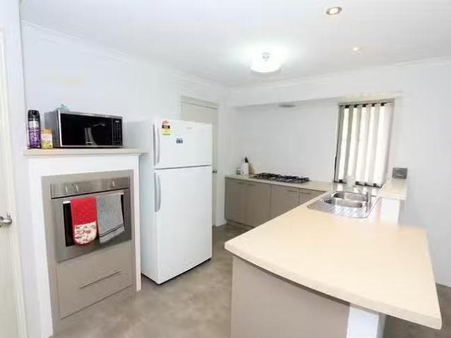 Cheap 15 Kelston Way, Australind, WA 6233