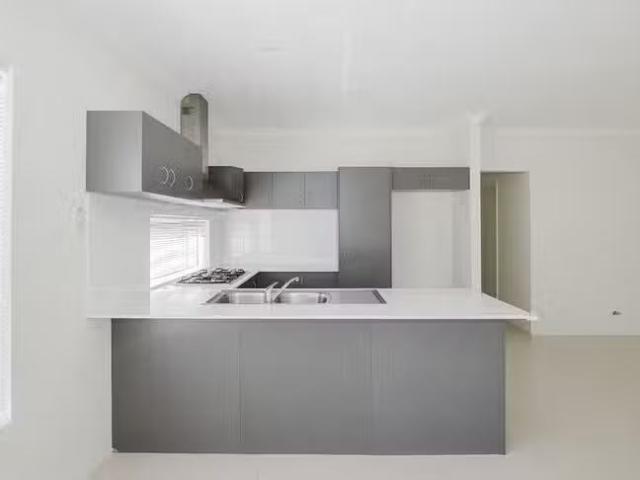 For Rent! 15 Sugarbush Way, Yanchep, WA 6035