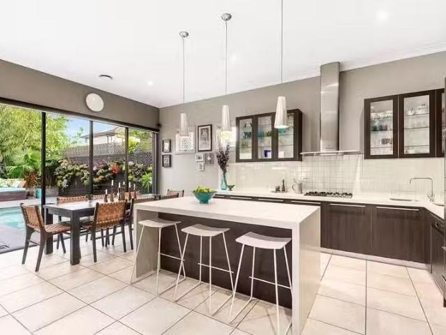 Unique 160 Bambra Road, Caulfield, VIC 3162