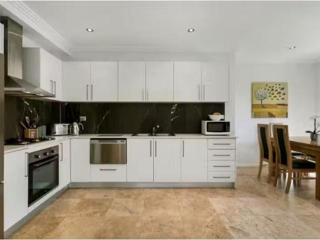 New 16/16 22 Marlborough Street, Drummoyne Townhouse for rent.