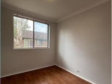 Unique 16/16 Derby St, MINTO Apartment for rent Listed by Bli.