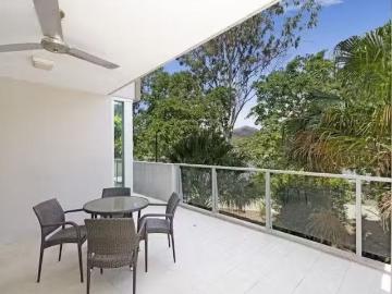 Charming 16/1 Sporting Drive, Thuringowa Central, QLD 4817