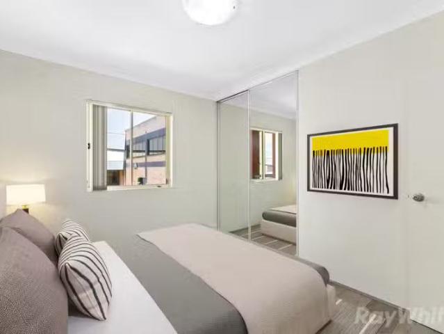 Unique 16/39 Briggs Street, Camperdown NSW 2050