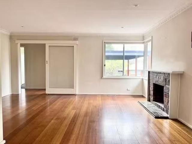 Nice 1/64 Sellick Drive, Croydon, VIC 3136