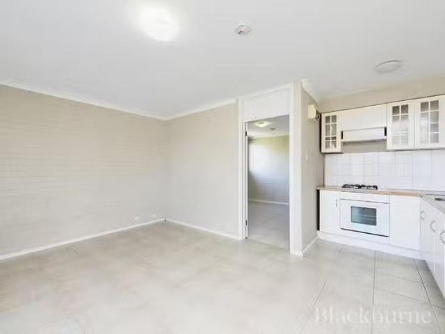 Nice 1/650 Stirling Highway, Mosman Park, WA 6012