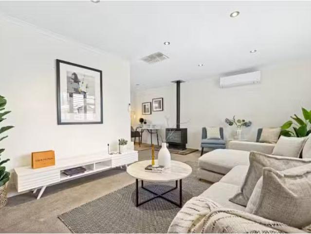 Charming 16 Malpas Street, OLD NOARLUNGA House for rent Liste.