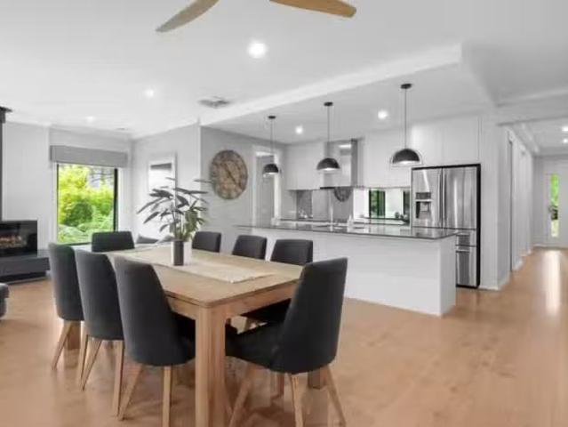 Deal! 16 Monash Ave, Olinda VIC 3788 House For Lease