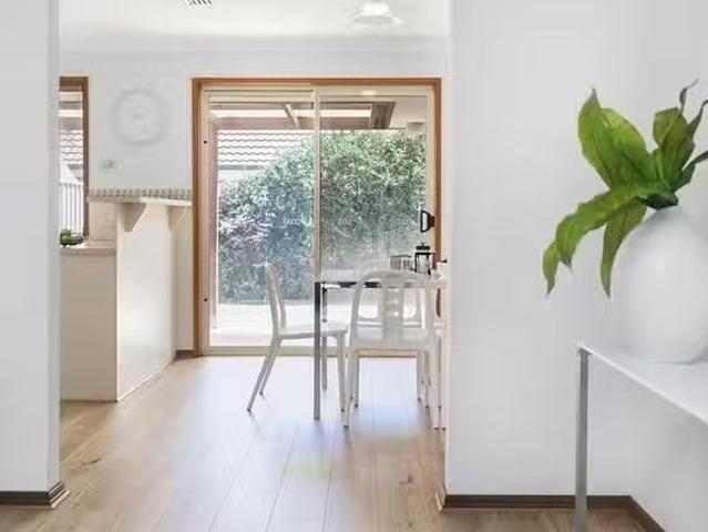 For Rent! 1/6 Burnley Street, Henley Beach South, SA 5022