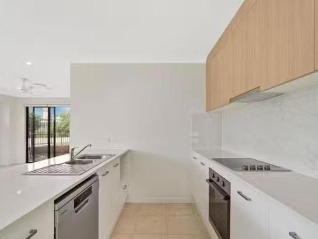 Rental! 16 Grampians Circuit, Yarrabilba, QLD 4207