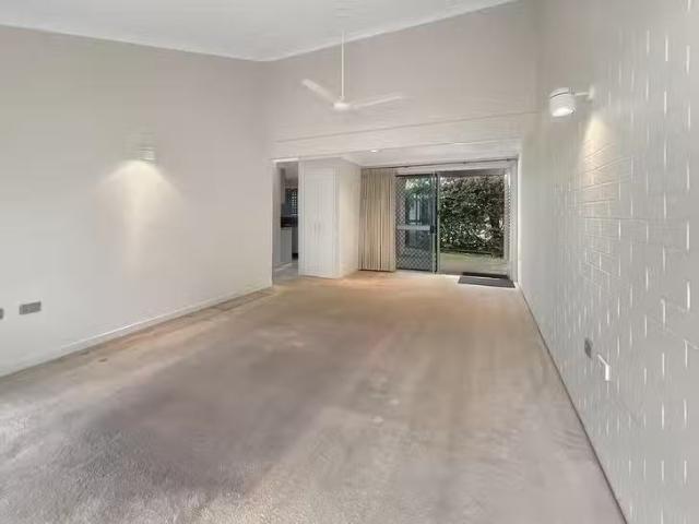 Charming 17/10 Preston Road, Manly West, QLD 4179