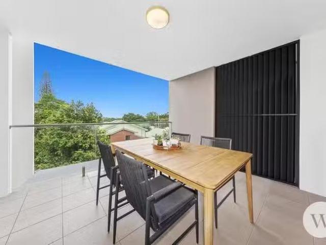 Just in! 17/21 Fenton Street, Fairfield, QLD 4103