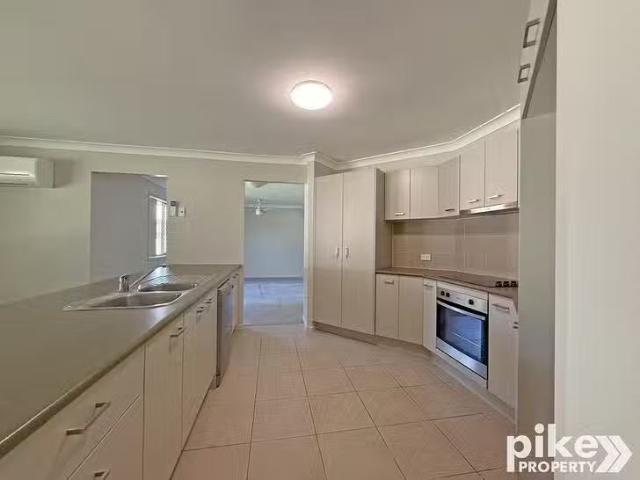 Cozy 17 Paddington Street, Bellmere, QLD 4510