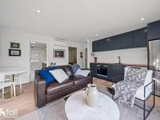 Deal! 17 Penola Drive, Leslie Vale, TAS 7054