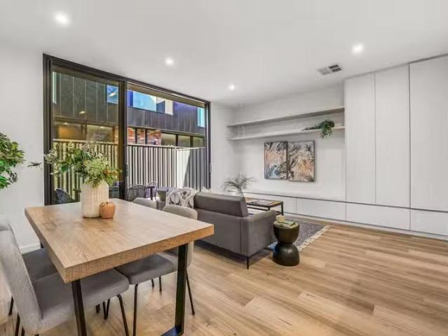 Deal! 17 Tailor Lane, Bowden, SA 5007 House for Rent