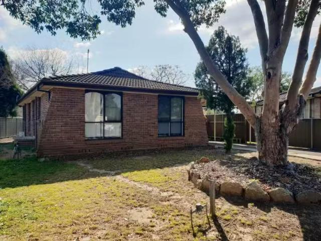Cozy 17 Tim Whiffler Pl, RICHMOND House for rent Listed by Jo.