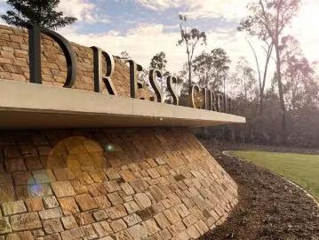 Cozy 18/100 Champions Crescent, Brookwater, QLD 4300