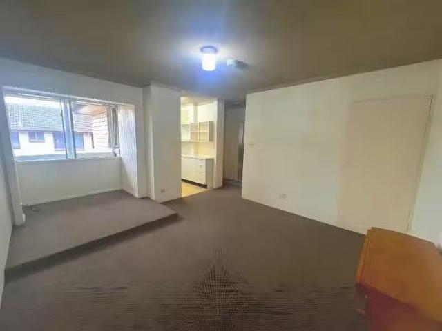 Cozy 18/12 16 Goulburn St, Warwick Farm Apartment for rent Li.