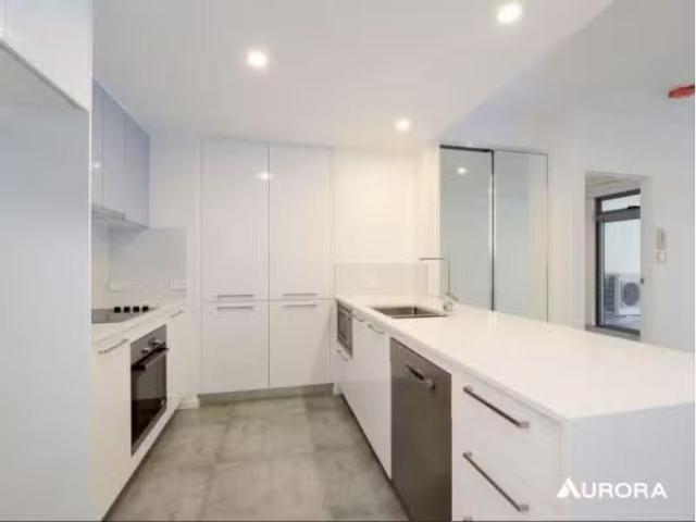 Just in! 18/24 Ernest Street, Morningside Apartment for rent.