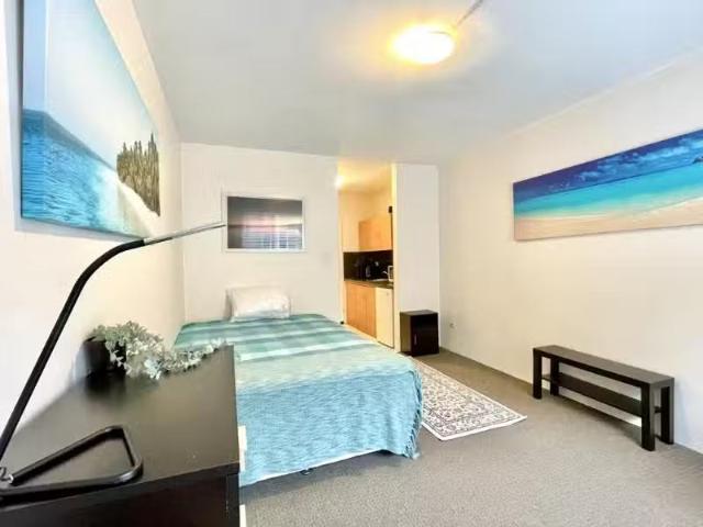 Nice 18/95 Annandale Street, ANNANDALE Apartment for rent Lis.