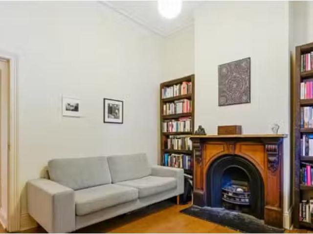 Cheap 18 Anderson Street, Alexandria House for rent Listed by.