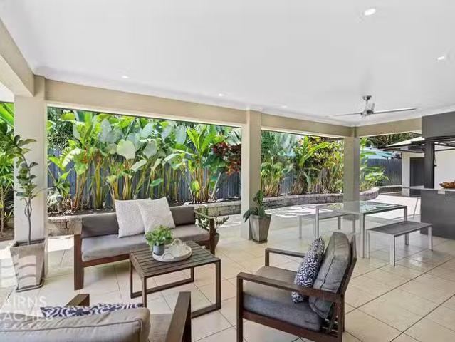 Unique 18 Collett Close, Kewarra Beach, QLD 4879