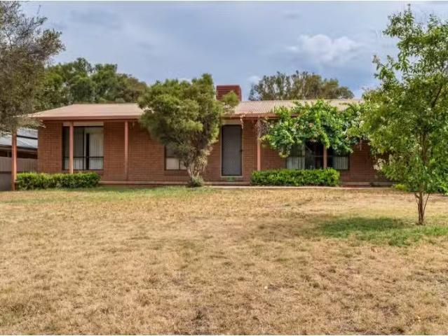 Just in! 18 Doman Street, Estella House for rent Listed by Le.