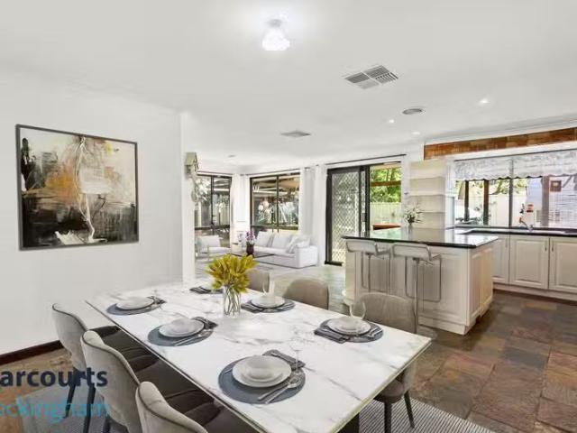 Nice 18 Judges Gardens, LEDA, WA 6170 House Leased