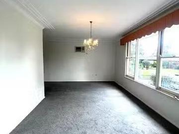 Deal! 18 Kerrie Crescent, Peakhurst, NSW 2210