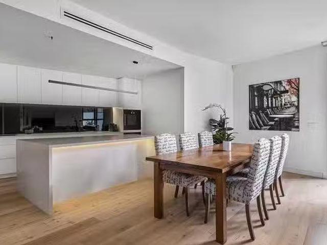 New 18 Parliament Street, Brighton, VIC 3186