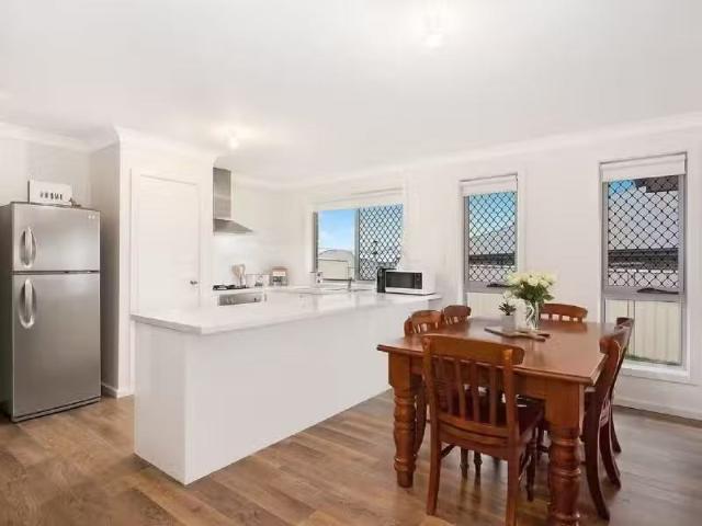 Rental! 18 Rifle Range Road, Mudgee Townhouse for rent Listed.