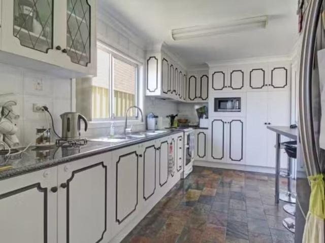 Nice 18 Todd Street, Warrawong House for rent Listed by Prope.
