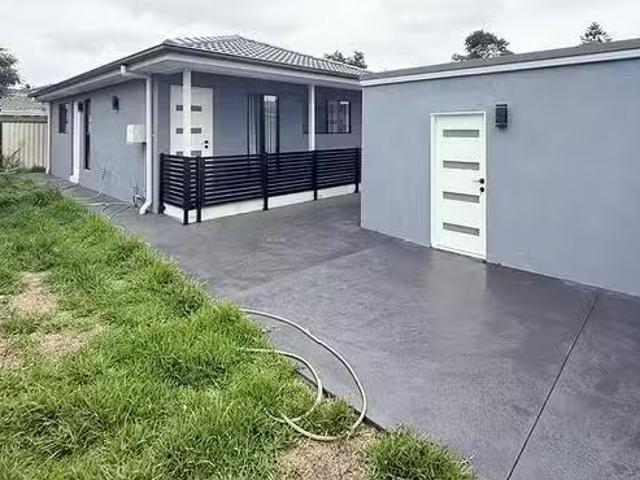 For Rent! 18A Chisholm Road, Auburn, NSW 2144