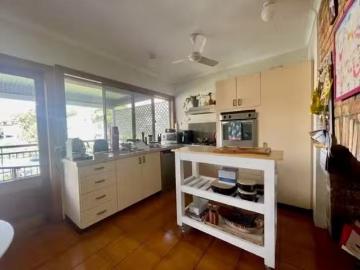 Cozy 194 Baroona Road, Paddington, QLD 4064