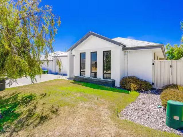 Just in! 19 Magic Loop, Two Rocks, WA 6037