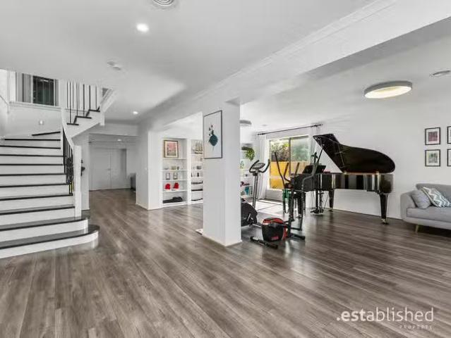 Nice 19 Moorgate Street, Point Cook, VIC 3030