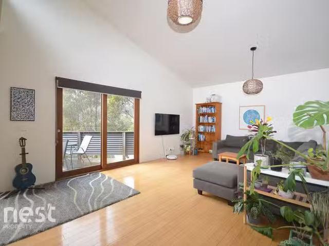 Charming 19 Avon Road, South Hobart, TAS 7004
