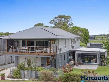 New 19 Byron Street, EAST WARDELL House for rent Listed by Ab.